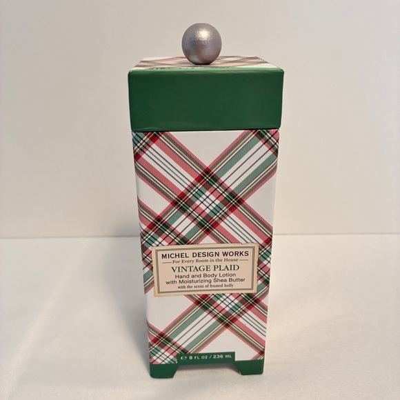 Michel Design Works Vintage Plaid Hand and Body Lotion Frosted Holly New in Box - Picture 7 of 10